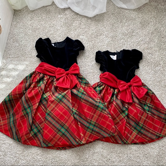 Bonnie Jean Red and Black Velvet Christmas Dress - Size 5 - Picture 2 of 5